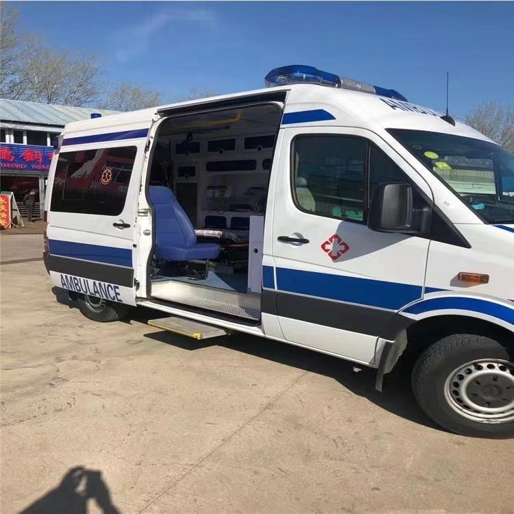 宜昌私人长途救护车出租转院回家